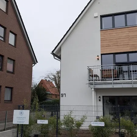 아파트 Liegeplatz 5 - Modern & Gemuetlich *